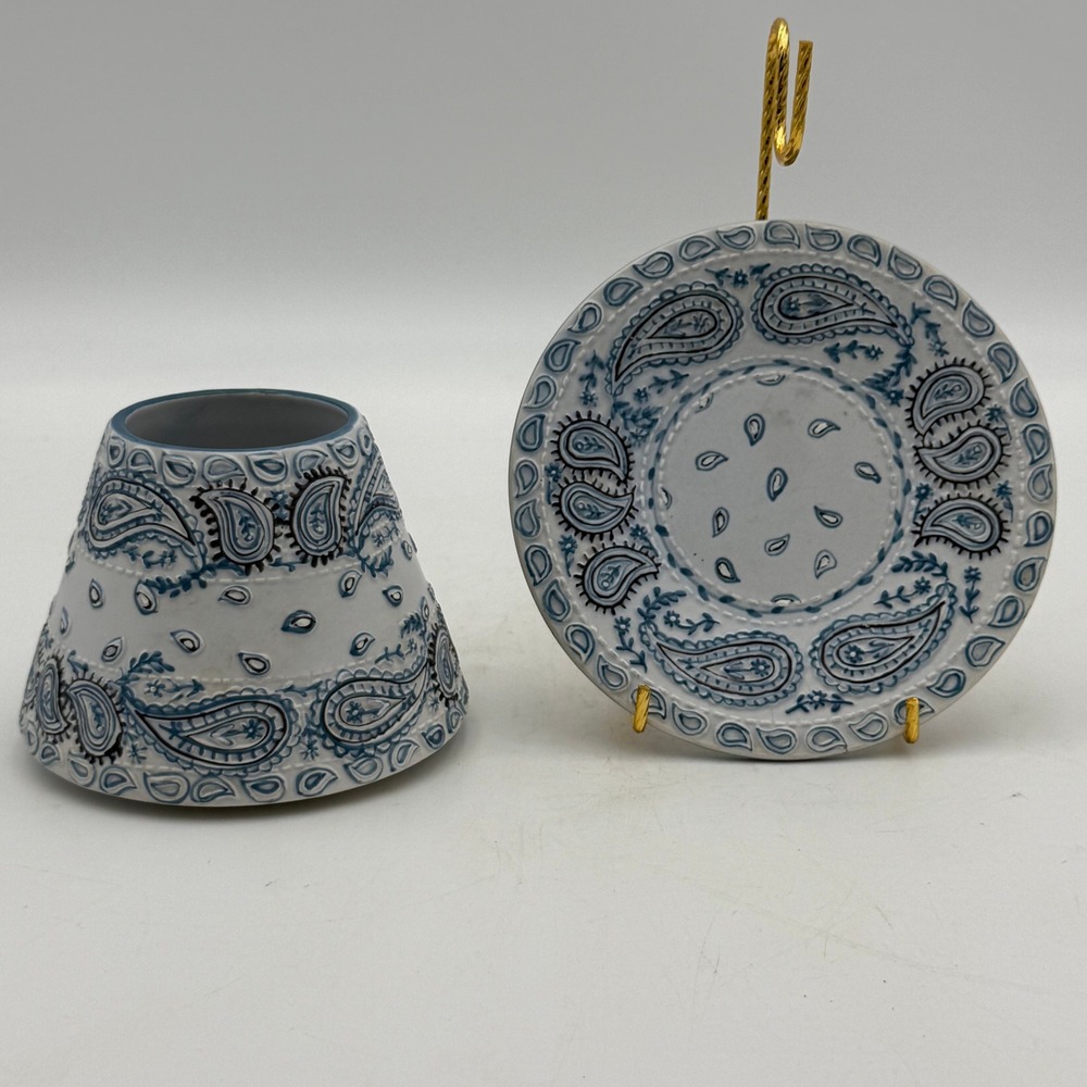 Yankee Candle Blue White Paisley Ceramic Small Jar Shade and Plate Tray Set
